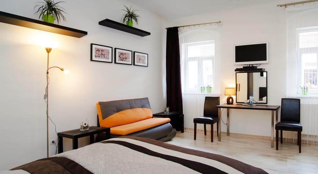 Leo Apartment Bratislava Exterior foto